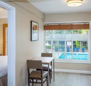 Holiday Inn Express & Suites La Jolla – Windansea Beach by IHG hotel detail image 5