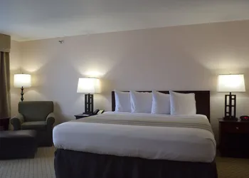 Country Inn & Suites by Radisson, Abingdon, VA hotel thumbnail 6