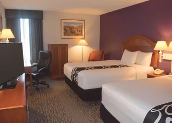 La Quinta Inn by Wyndham Binghamton - Johnson City hotel thumbnail 4
