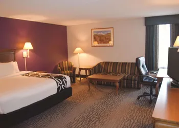 La Quinta Inn by Wyndham Binghamton - Johnson City hotel thumbnail 5