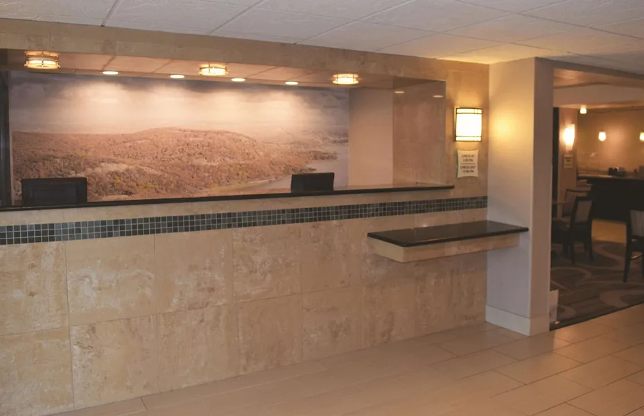 La Quinta Inn by Wyndham Binghamton - Johnson City hotel detail image 2