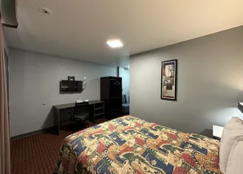 Rodeway Inn & Suites Walhalla hotel thumbnail 5