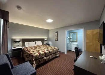 Rodeway Inn & Suites Walhalla hotel thumbnail 7