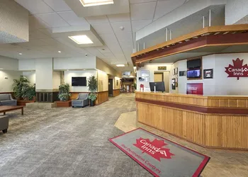 Canad Inns Destination Centre Windsor Park hotel thumbnail 3