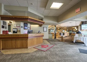Canad Inns Destination Centre Windsor Park hotel thumbnail 4