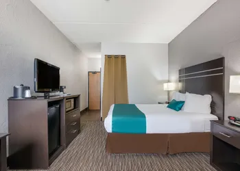 Best Western Waukesha Grand hotel thumbnail 7