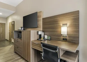Best Western Plus Sanford Airport/Lake Mary Hotel hotel thumbnail 8