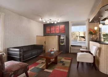 Baymont by Wyndham Wilmington hotel thumbnail 2