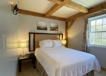 Timber House Resort hotel thumbnail 5