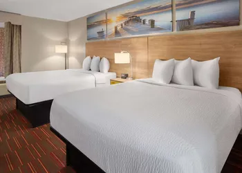 Days Inn by Wyndham Forsyth hotel thumbnail 6
