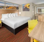 Days Inn by Wyndham Forsyth hotel detail image 7