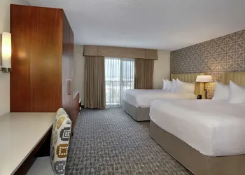 Embassy Suites by Hilton Anaheim North hotel thumbnail 5