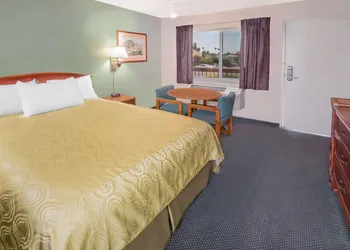 Days Inn by Wyndham Ontario Airport hotel thumbnail 5