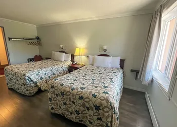 Complexe hôtelier Escoumins hotel thumbnail 3