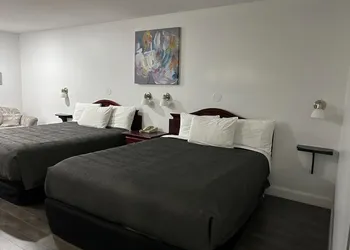 Complexe hôtelier Escoumins hotel thumbnail 4