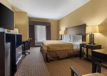 Best Western Bastrop Pines Inn hotel thumbnail 7