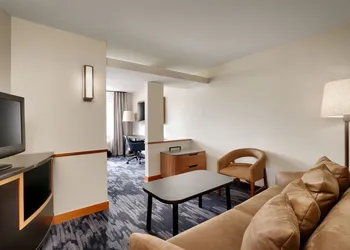 Fairfield Inn & Suites by Marriott Albany hotel thumbnail 8