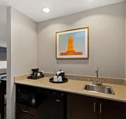 Hampton Inn & Suites Fort Belvoir Alexandria South hotel detail image 3
