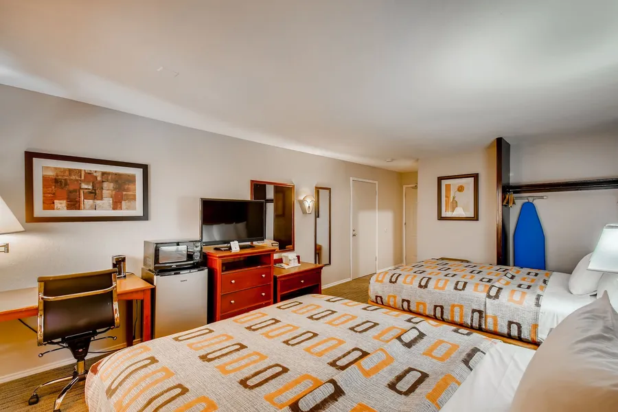 Orangewood Inn & Suites Midtown hotel detail image 6