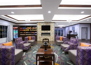 La Quinta Inn & Suites by Wyndham Tupelo hotel thumbnail 3