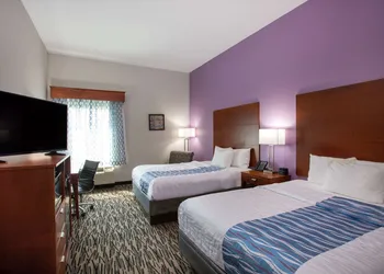 La Quinta Inn & Suites by Wyndham Tupelo hotel thumbnail 6