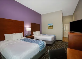 La Quinta Inn & Suites by Wyndham Tupelo hotel thumbnail 7