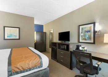 Best Western Plus Bowling Green hotel thumbnail 6