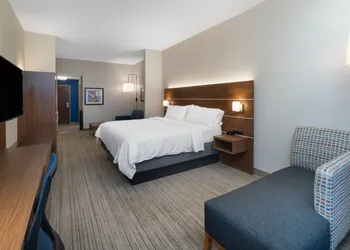 Holiday Inn Express Hotel & Suites Talladega by IHG hotel thumbnail 6
