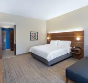 Holiday Inn Express Hotel & Suites Talladega by IHG hotel detail image 7