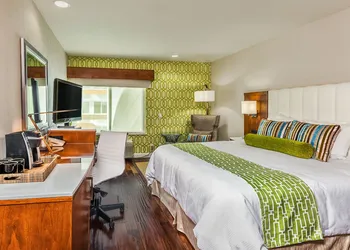 Hotel Indigo Anaheim by IHG hotel thumbnail 5