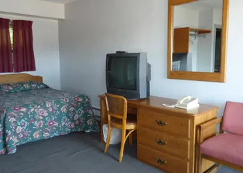 Stiles Motel hotel thumbnail 8
