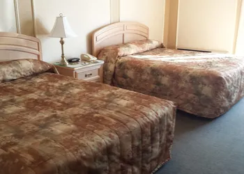 Travelodge by Wyndham Victoriaville hotel thumbnail 8