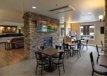 The Kanata by BCMInns Whitecourt hotel thumbnail 2
