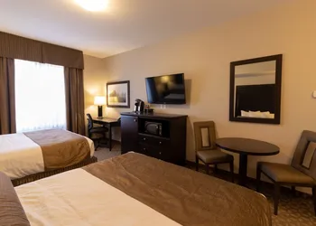 The Kanata by BCMInns Whitecourt hotel thumbnail 6