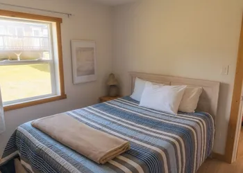 Little Beach Resort hotel thumbnail 3