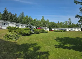 MacNeil's Motel hotel thumbnail 8