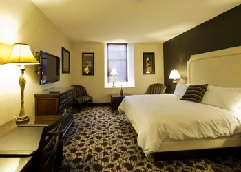 Stone Mill Inn hotel thumbnail 5