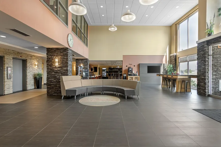 Best Western Plus Airport Inn & Suites hotel detail image 2