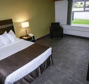 Walking Eagle Inn & Lodge hotel detail image 7