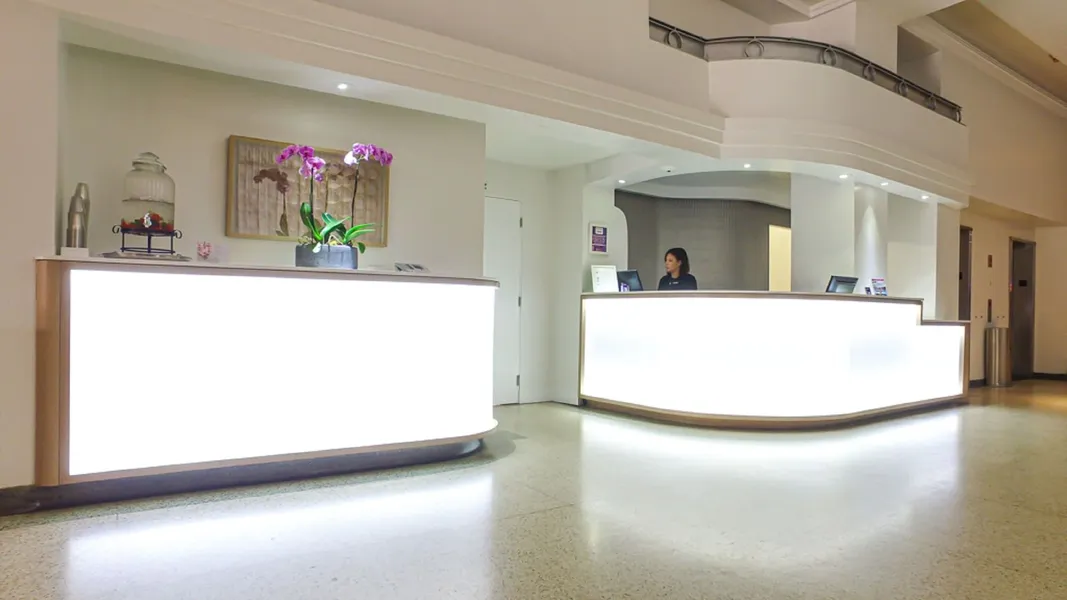 Marseilles Beachfront Hotel hotel detail image 2