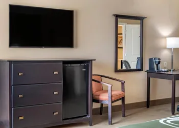 Quality Inn & Suites Quispamsis hotel thumbnail 6