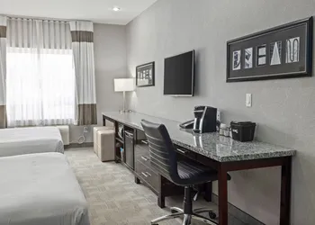Home Inn and Suites Regina Airport hotel thumbnail 8