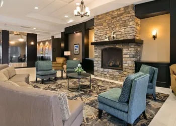 Best Western Plus Okotoks Inn & Suites hotel thumbnail 3