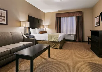 Best Western Plus Okotoks Inn & Suites hotel thumbnail 5