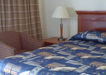 Star Inn by Elevate Rooms hotel thumbnail 3