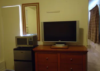 Star Inn by Elevate Rooms hotel thumbnail 7
