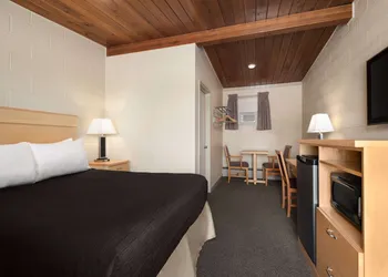 Thriftlodge Moose Jaw hotel thumbnail 8