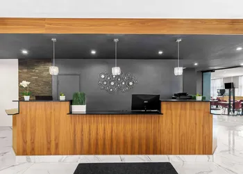 Best Western Plus Montreal East hotel thumbnail 5