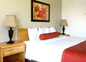 Auberge Du Grand Lac hotel thumbnail 5