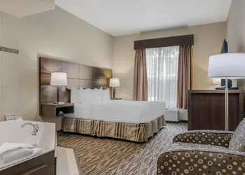 Best Western Plus Bridgewater Hotel & Convention Centre hotel thumbnail 5